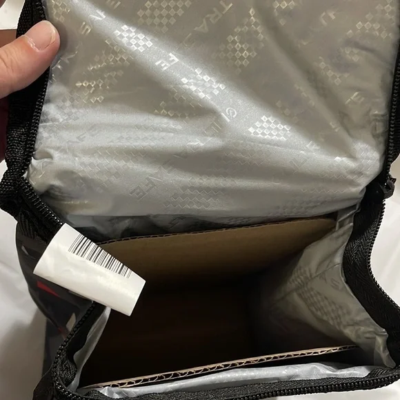 NWT Insulated Lunch Bag Black,abstract Fold Down Arctic Zone - Picture 8 of 8